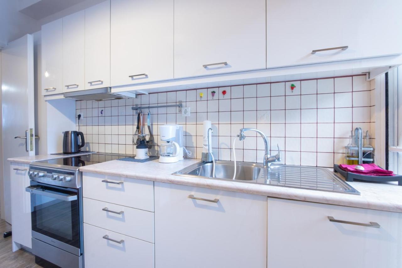 Apartment With Parking Near Medical Center Atina Dış mekan fotoğraf